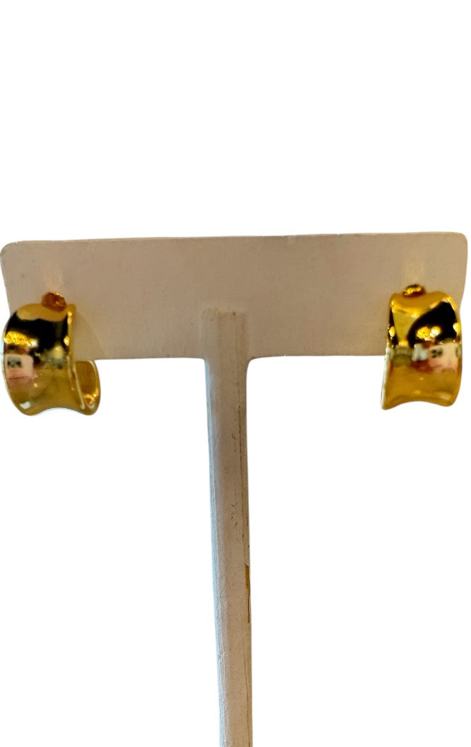 Chunky Huggie Hoop Earring