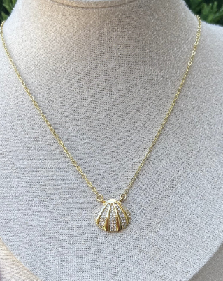 The Stella Necklace