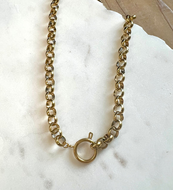 Rolo Chain W/Charm Closure