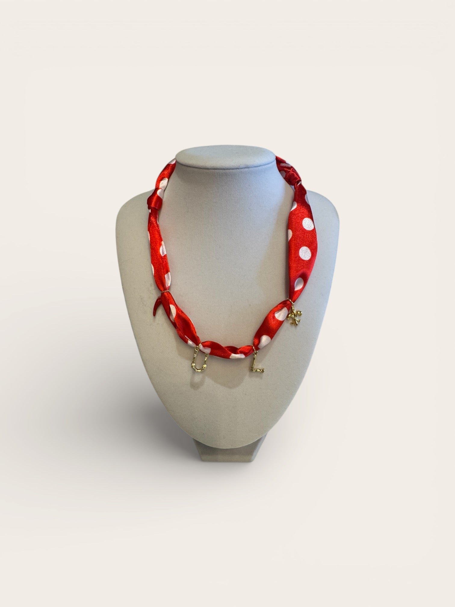 UL Scarf Necklace