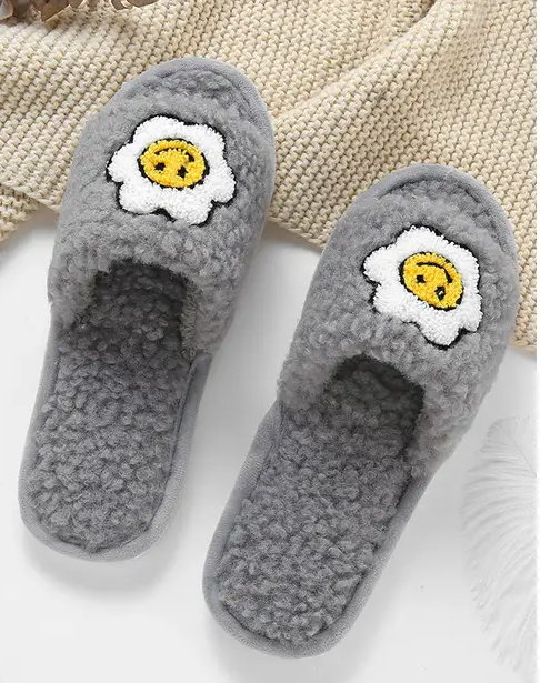 Smile Daisy Slide Slippers
