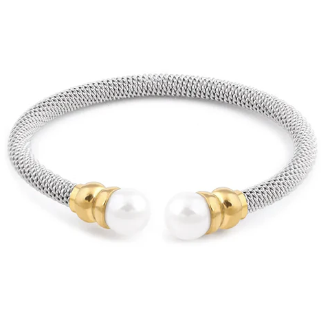 Bracelet with gold accents and pearls